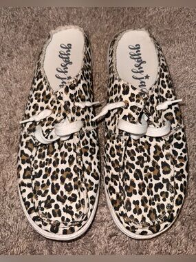 Gypsy Jazz boutique slip on shoes size 11